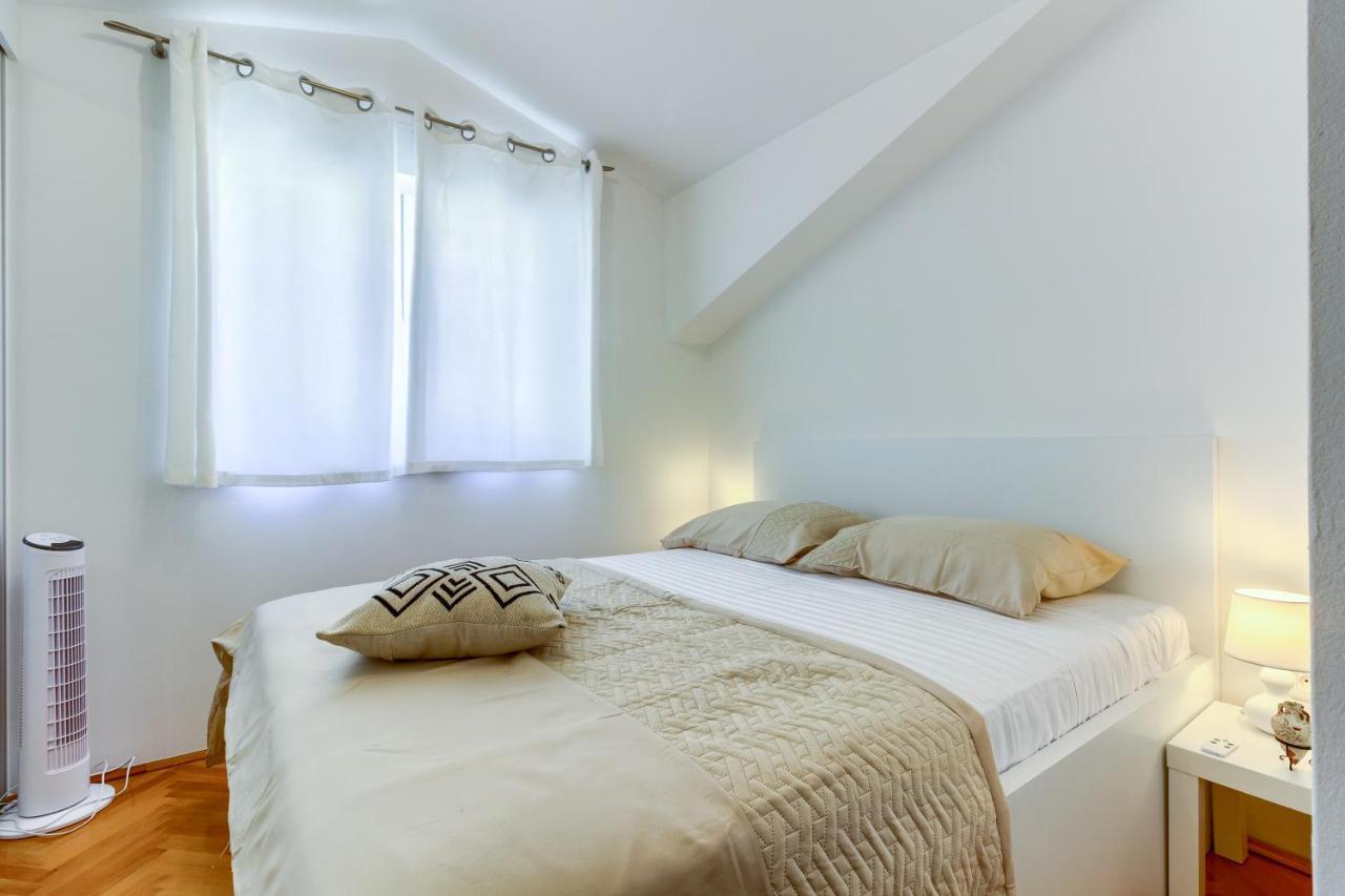 Omis Wind Rose Apartment エクステリア 写真