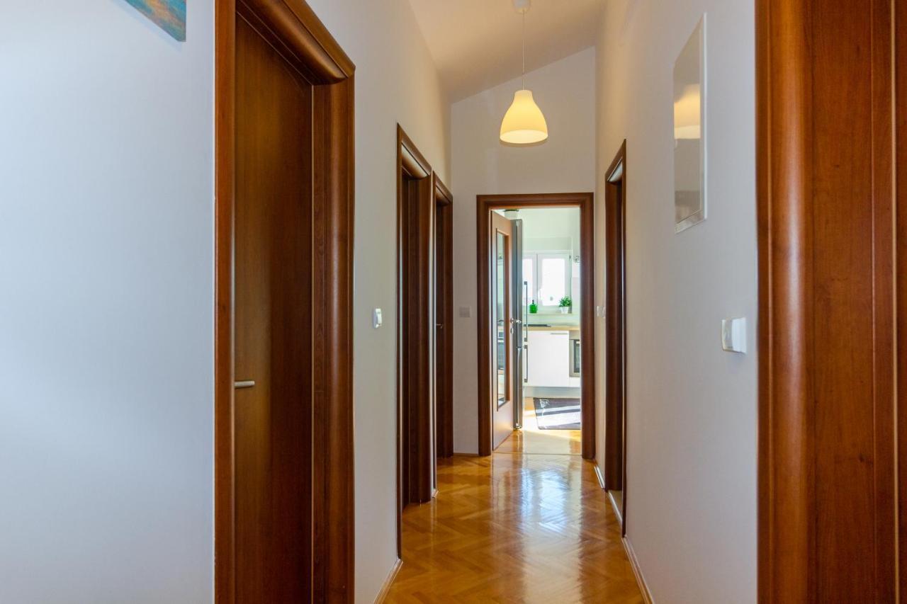Omis Wind Rose Apartment エクステリア 写真